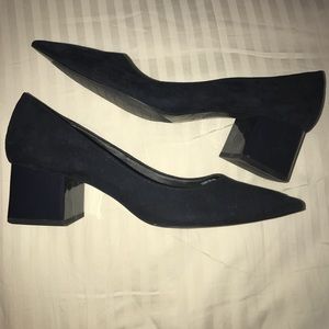 Navy Kitten Heel with Contrast Heel